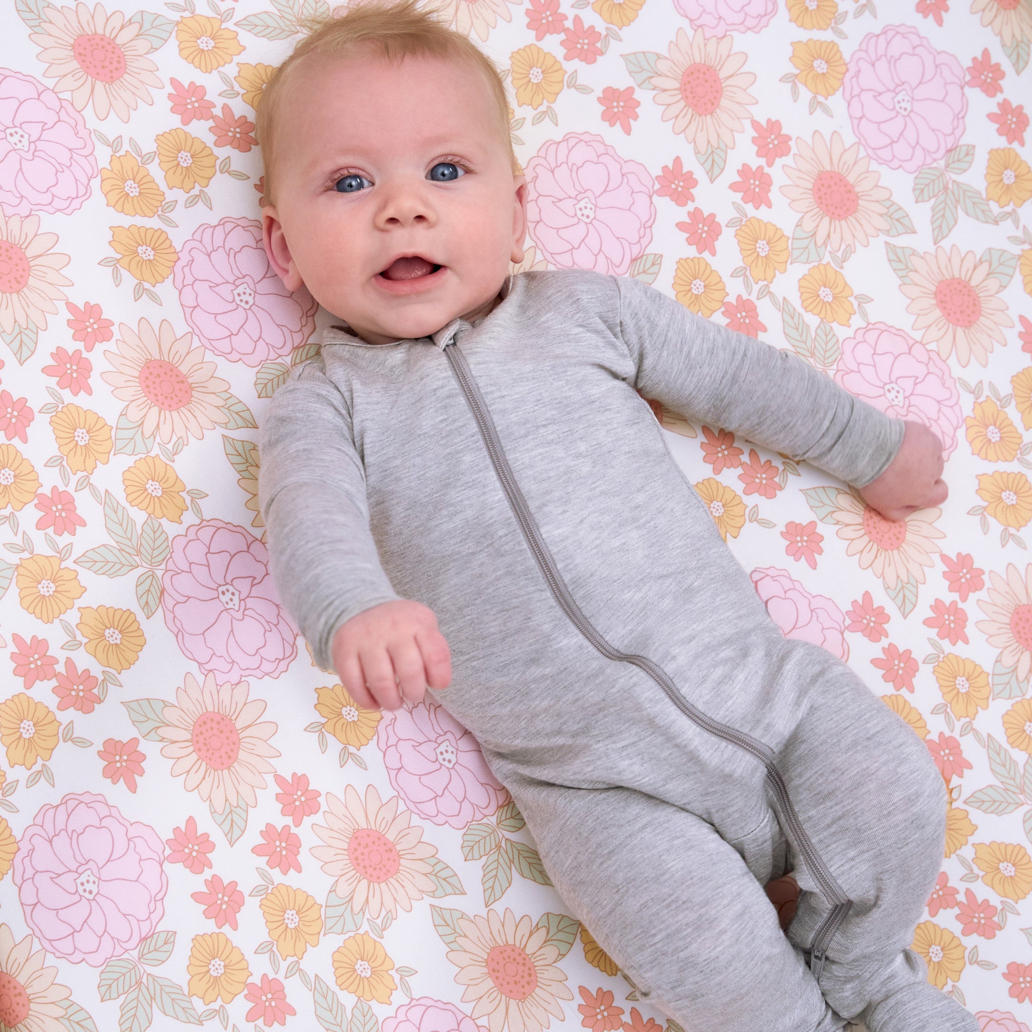 2-Pack Baby Girls Retro Floral Crib Sheet-Gerber Childrenswear Wholesale